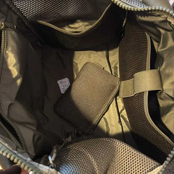 DAGNE DOVER NEW Dark Moss Landon Carryall Air Mesh Duffel Bag Large Green - Picture 5 of 12